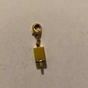Gold plated Magnetic Clasp for a necklace or bracelet